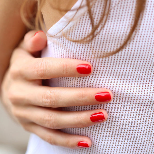 MANUCURIST Green Nail Polish Poppy Red