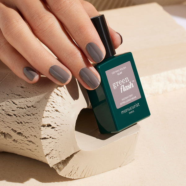 MANUCURIST Green Nail Polish Clay
