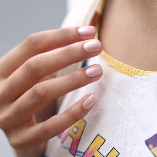 MANUCURIST Green Flash LED Nail Polish Carnation