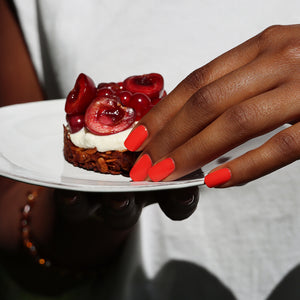 MANUCURIST Green Flash LED Nail Polish Red Coral