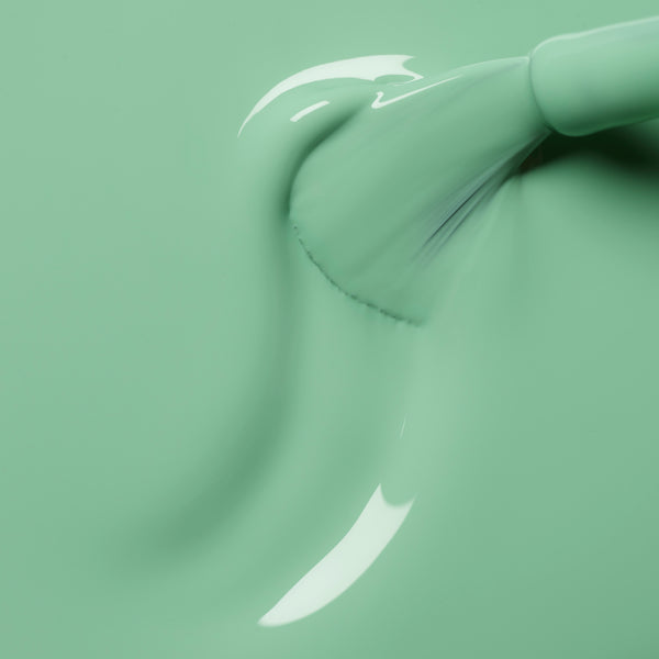 MANUCURIST Green Flash LED Nail Polish Amande