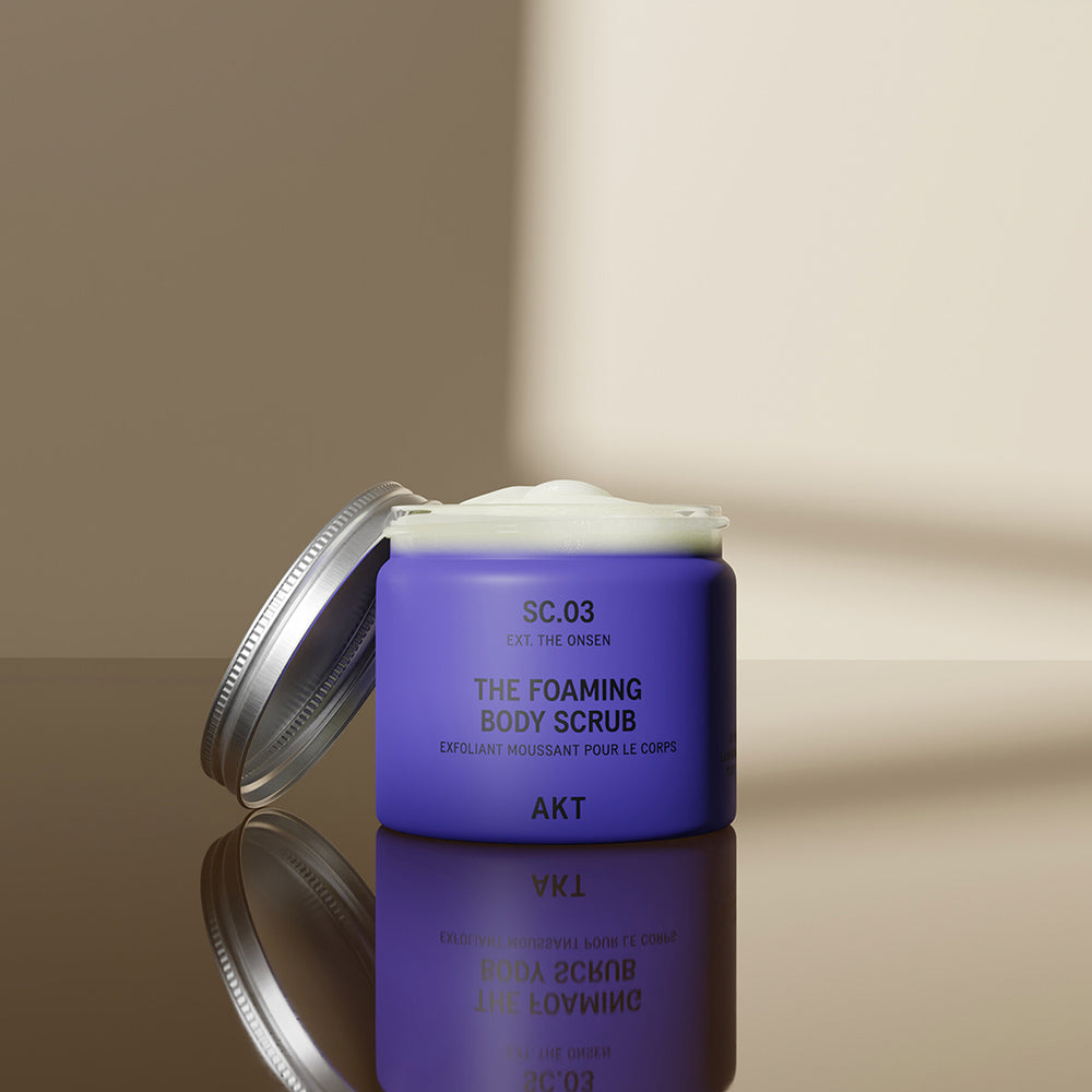 AKT LONDON The Foaming Body Scrub Sc.03 The Onsen