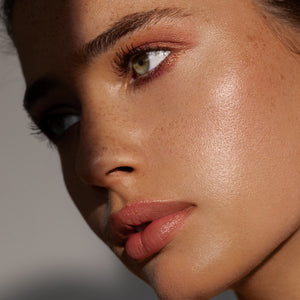 ALEPH Hybrid Eye Pigment flicker