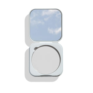 ALEPH Prep/Finish Powder – a versatile, translucent powder for a smooth, shine-free finish. prep / finish powder