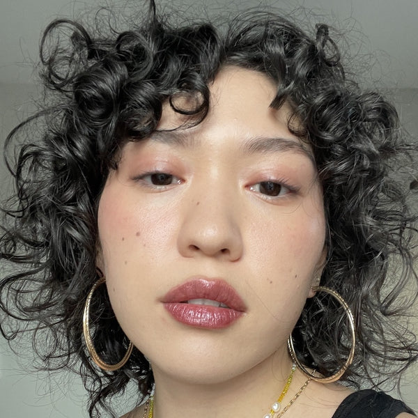 AXIOLOGY-Multi-Stick-Color-Cream-Brave