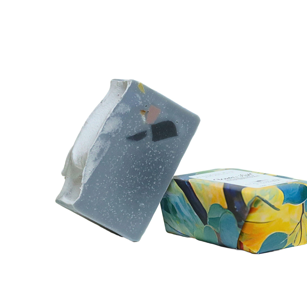 Blooming Wild Winter’s Light Soap bar with eucalyptus and mint, featuring natural oils and shea butter for a refreshing, energizing cleanse and smooth skin.