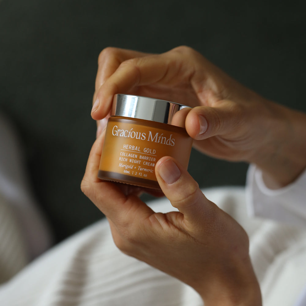 Gracious Minds Herbal Gold Barrier Night Cream – a nourishing night balm with turmeric, bush tomato, and vegan collagen for soft, replenished skin.