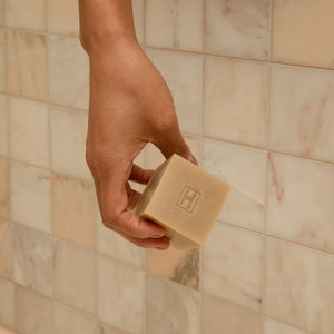 H IS FOR LOVE MIEL Cleansing Body Bar