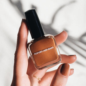 KAROLIN VAN LOON 10 Tulipe Rouge