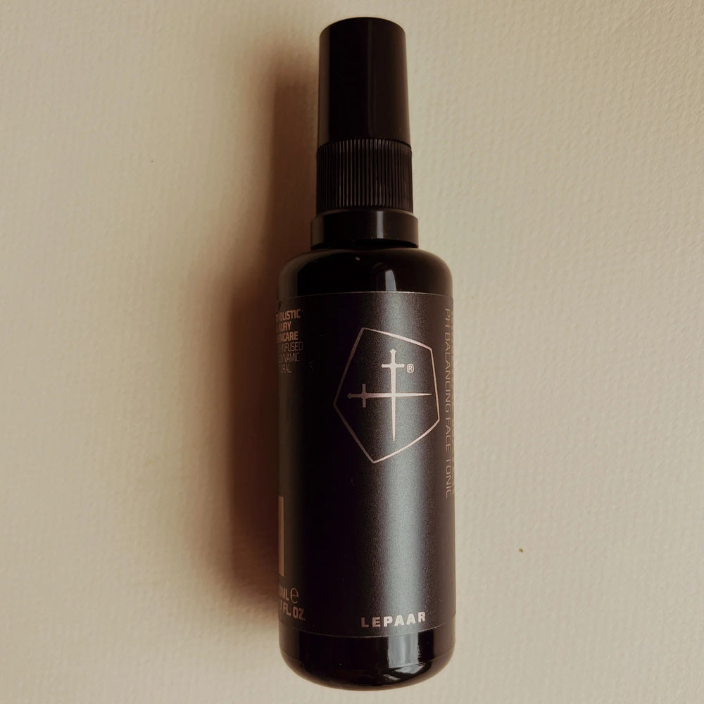 LEPAAR Glow White Rose/Sandalwood Mineral Water – Radiance lifting face tonic with White Rose, Sandalwood, and 24-karat gold for a balanced and glowing complexion.