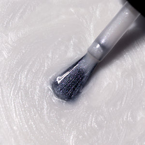 LONDONTOWN Quartz Illuminating Nail Concealer