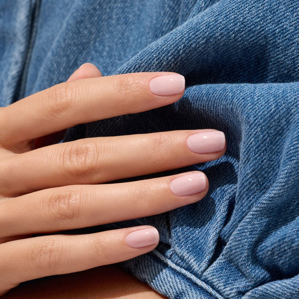 MANUCURIST Green Nail Polish Milky Pink