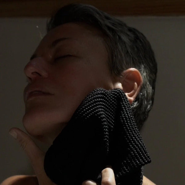 MAY LINDSTROM Facial Steam Towels