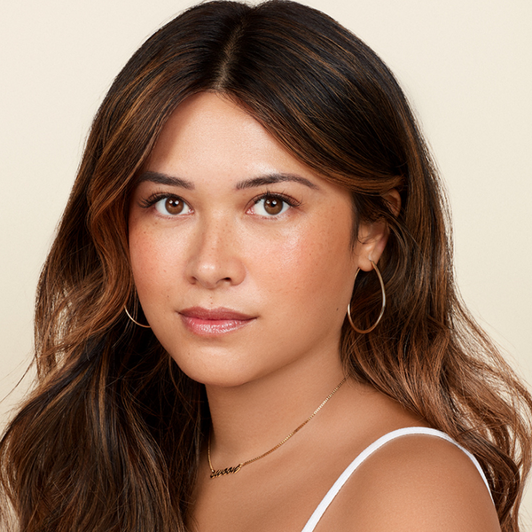 MONIKA BLUNDER BEAUTY Blunder Cover Foundation/Concealer shade 4