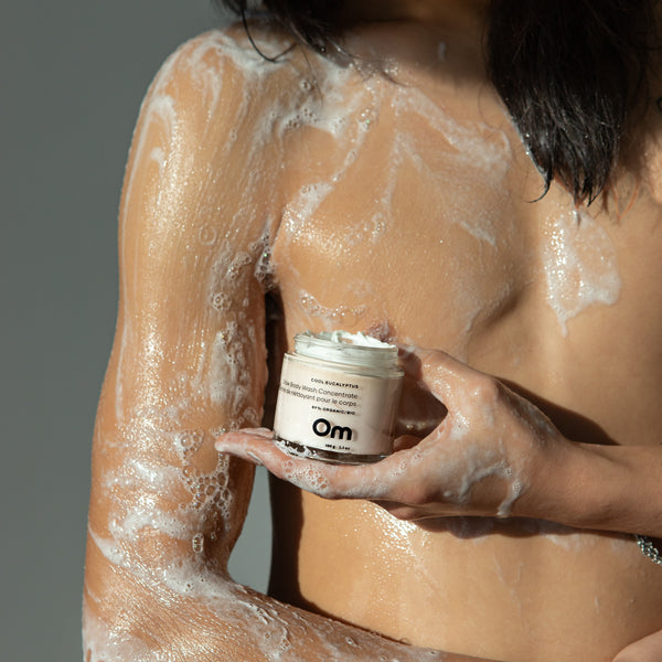 OM ORGANICS Cool Eucalyptus Glow Body Wash Concentrate