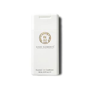 A lightweight conditioner with Cupuacu Butter and Murumuru, designed to hydrate and restore shine to dry, overworked hair.