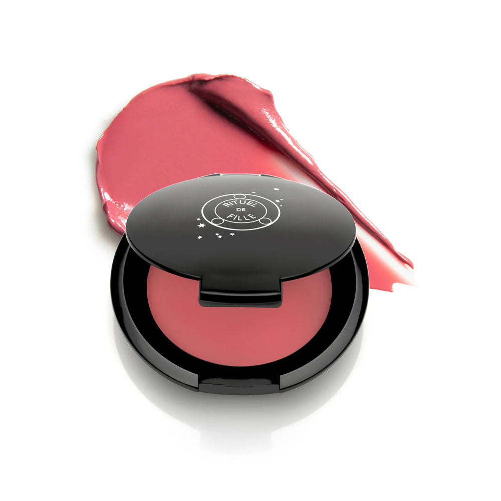 Rituel de Fille Color Nectar Pigment Balm in Bee Sting, rose-pink jelly cream for lips, cheeks, and eyes.