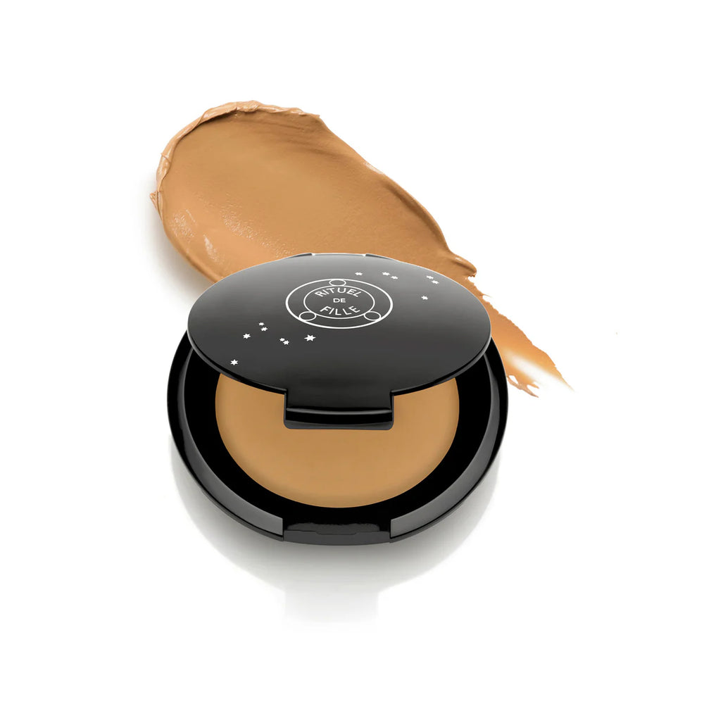 RITUEL DE FILLE The Ethereal Veil Conceal and Cover – Sycorax, medium yellow undertone, rich crème concealer and foundation balm