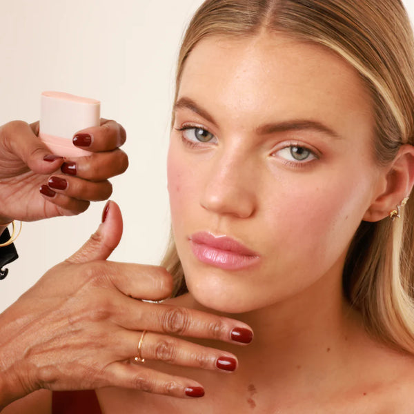 RUBY HAMMER Cheek Colour nude 