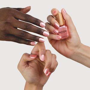 SIENNA BYRON BAY Charm Nail Polish