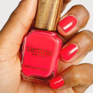 SIENNA BYRON BAY Kiss Nail Polish