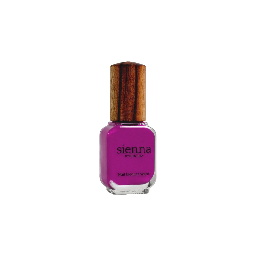 Sienna Byron Bay Queen Nail Polish – A striking magenta crème with a clean, ethical formula.