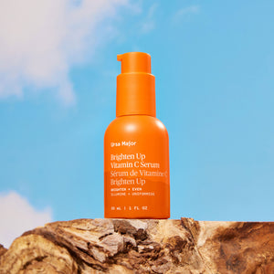 URSA MAJOR Brighten Up Vitamin C Serum