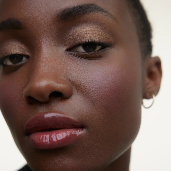 WONDERBLUSH La Lumiere Liquid Eyeshadow bronze