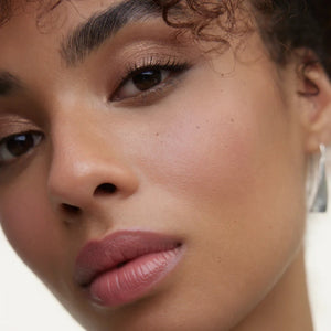 WONDERBLUSH La Lumiere Liquid Eyeshadow bronze