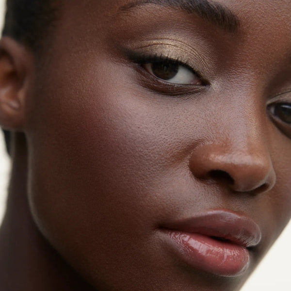 WONDERBLUSH La Lumiere Liquid Eyeshadow rayon