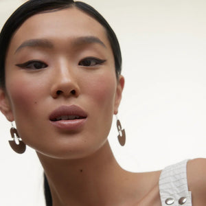 WONDERBLUSH Le Rouge Lipstick praline