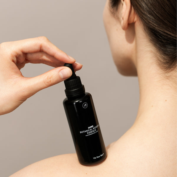 YIN YOUR SKIN IHME Botanical Wonder Essence for Supernatural Glow